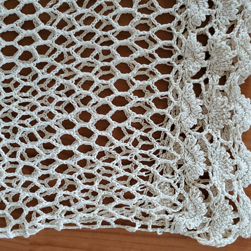 crochet tank top - Picture 2 of 3